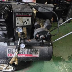 Black Max Air Compressor 