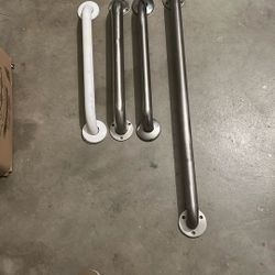 Stainless Steel  Handrail Grab Bar   4  Pc .1pc— 32” .3pc—21” 