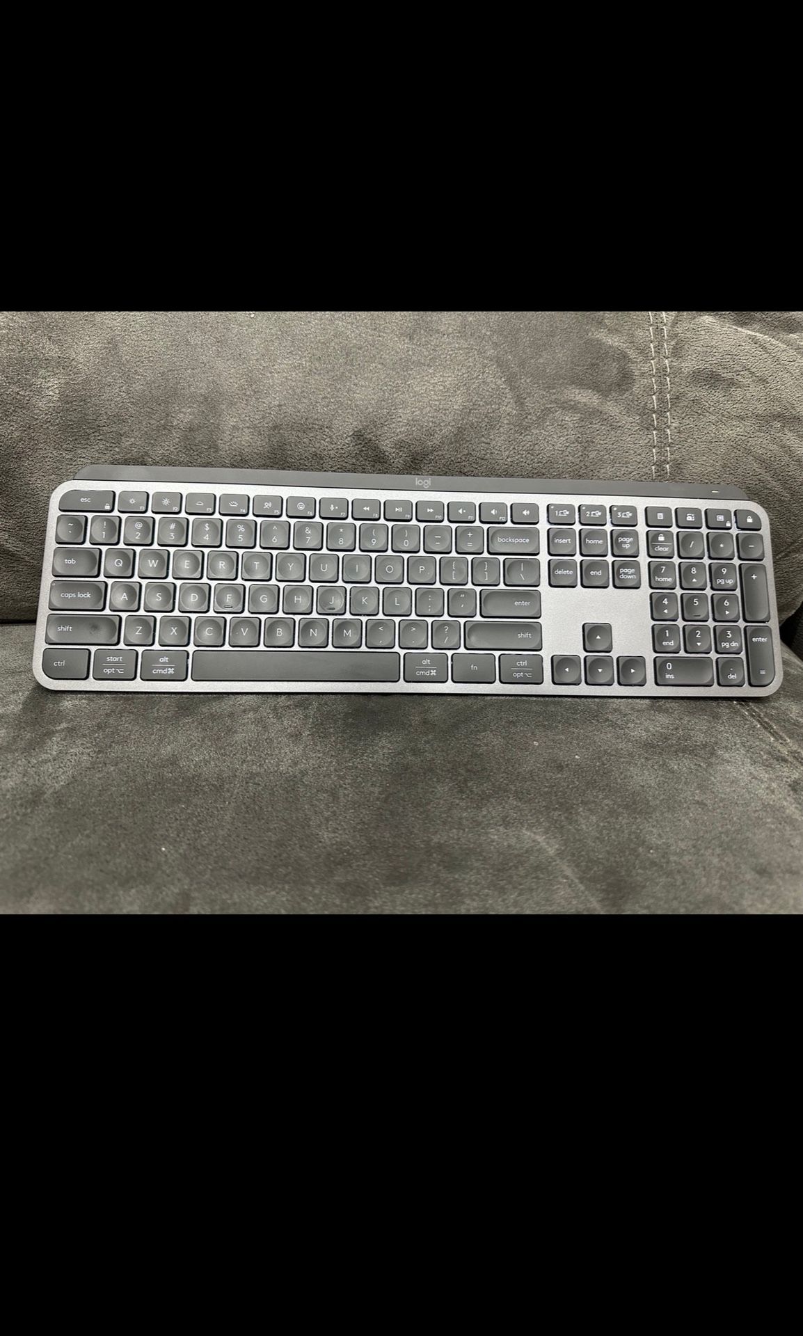 Logitech MX Keys Advanced Wireless Illuminated Keyboard in Black