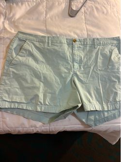 Old Navy size 16 woman’s