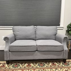 Light Gray Loveseat – Excellent Condition – Nailhead Trim