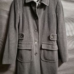 Women's coat moda international /Victoria secret Size 2