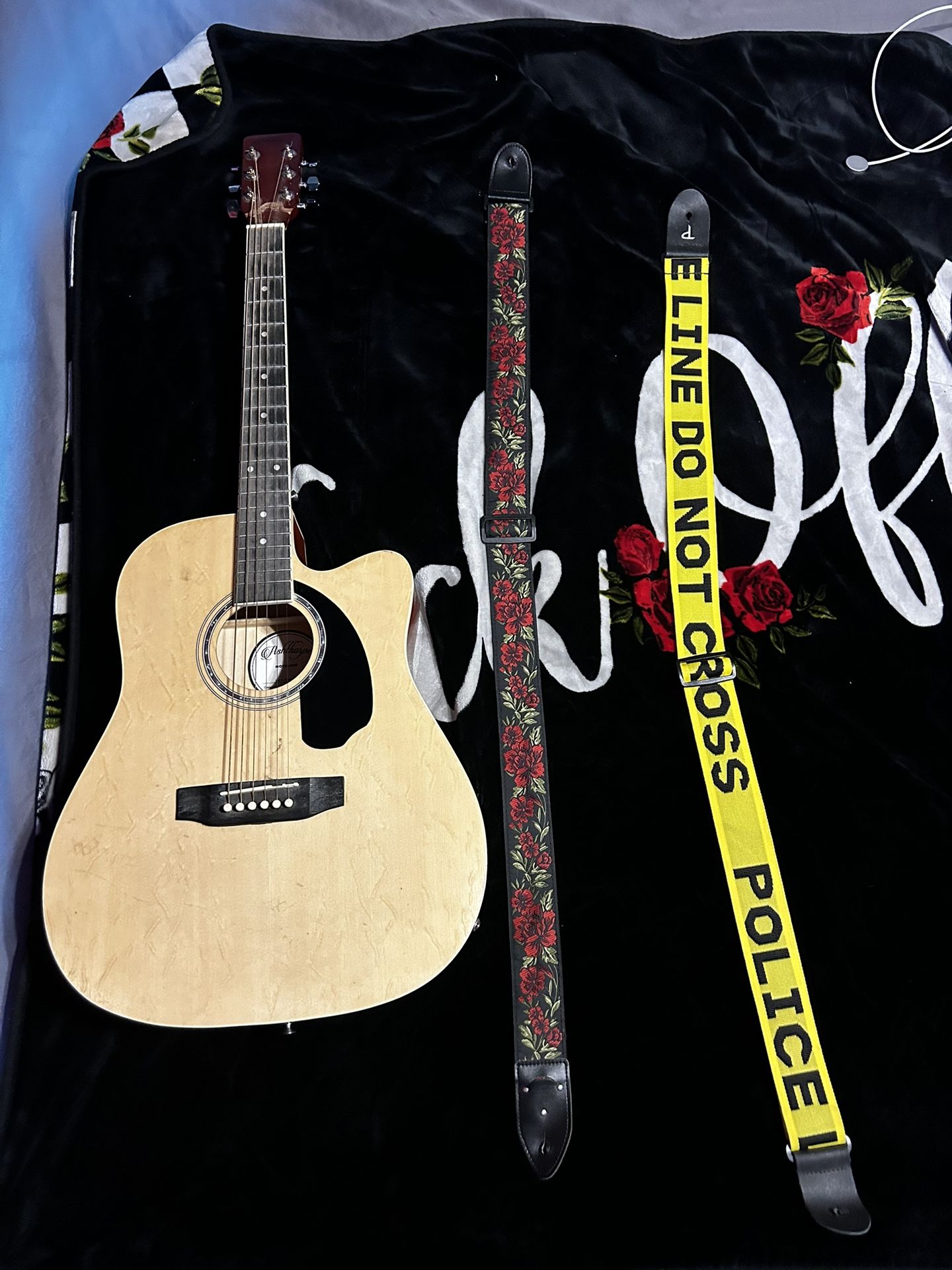 Ashthorpe 6 String Acoustic/Electric Guitar For beginners