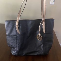 Michael Kors Shoulder Handbag