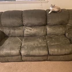 Couch With Recliners 