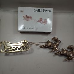 Very Old SOLID BRASS SLEIGH & REINDEER IN ORIGINAL BOX.(3 HANDS CORP)