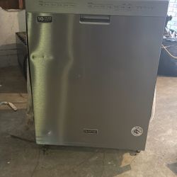 Maytag  Dishwasher