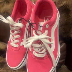 Girls Shoes