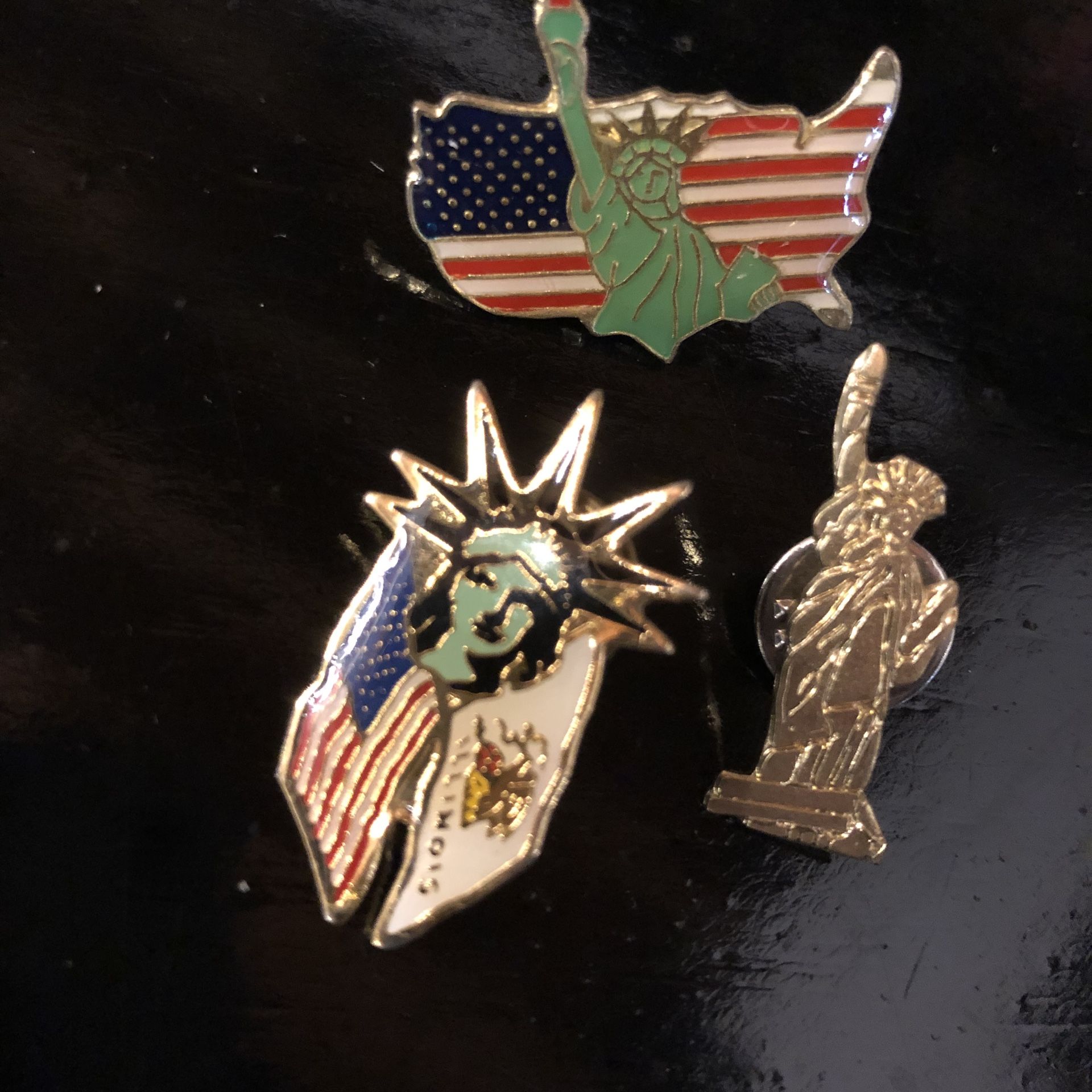 3 lady liberty USA patriotic statue pin lot