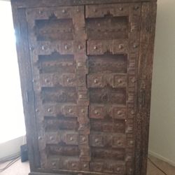 Spanish Rustic Wood Hutch 