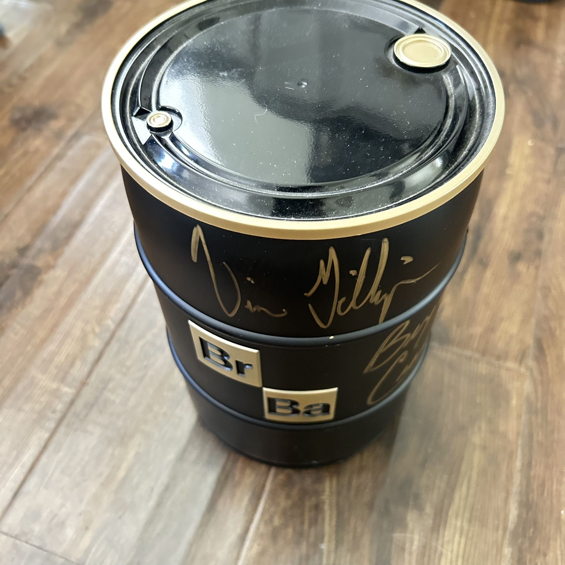 Collectors Autographed Breaking Bad Series Gold Edition