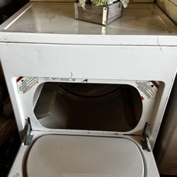 KENMORE Dryer Machine