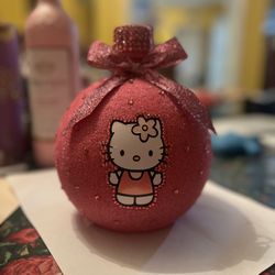 Buzzball Hello Kitty Theme