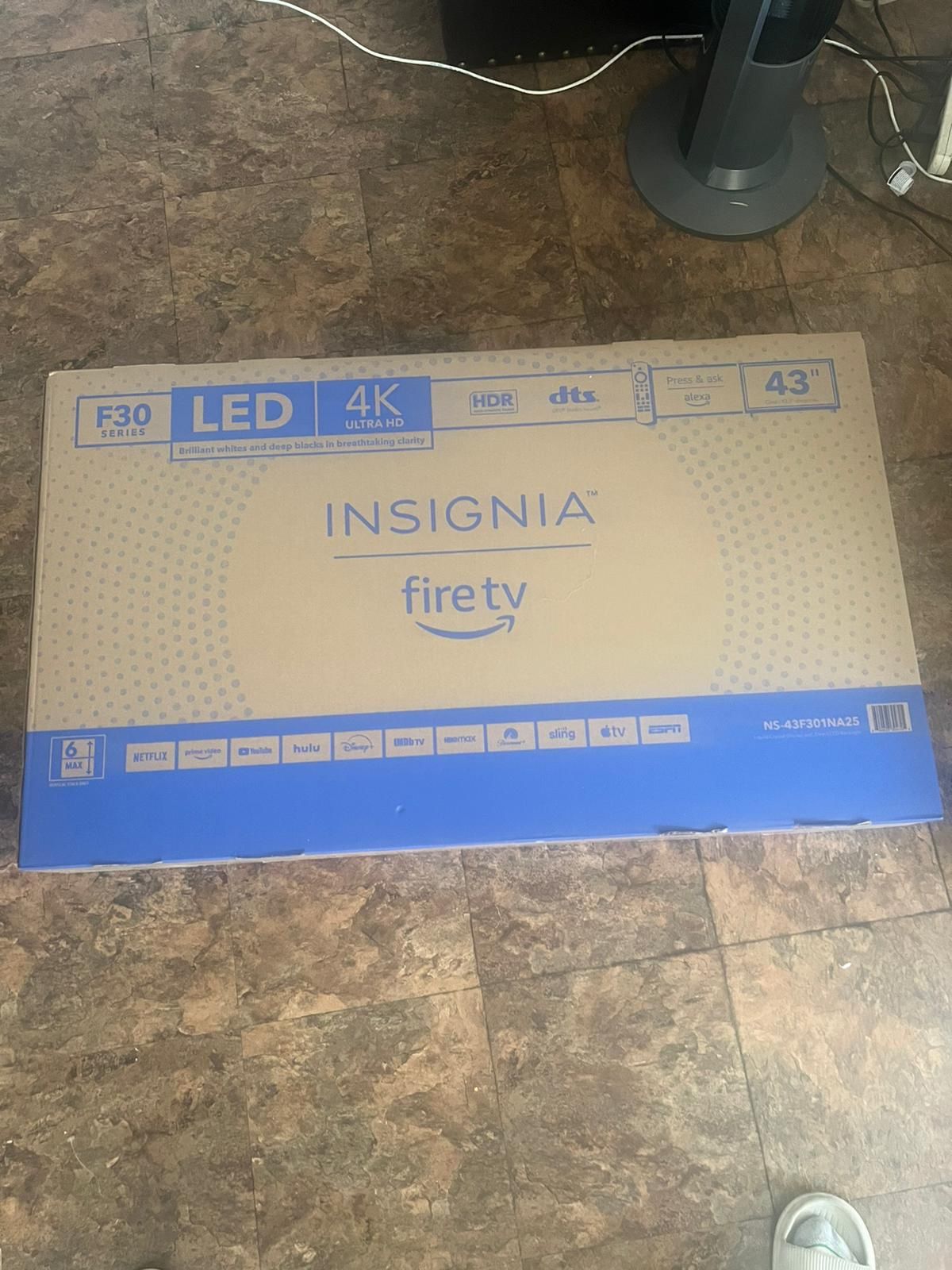 Insignia 4k TV 43”