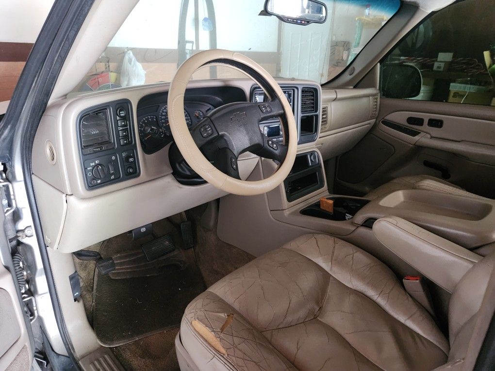2002 Chevrolet Suburban