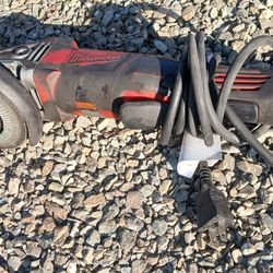 Milwaukee Angle Grinder 