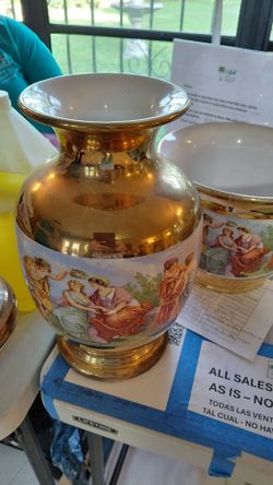 Vintage porcelain vase