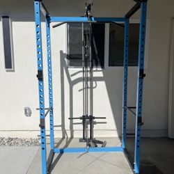 Squat Rack With Cables 