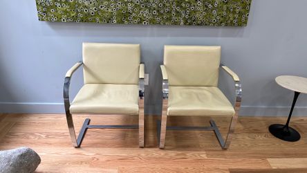 2 Vintage Designer chairs