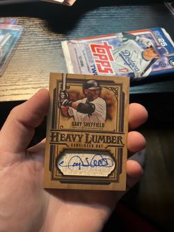 Gary Sheffield Topps Heavy Lumber Game-Used Bat Auto Card