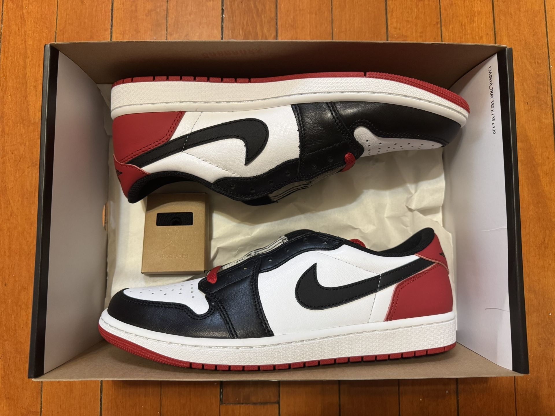 Air Jordan 1 Low Black Toe size 10.5 New