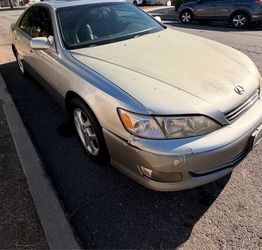 2000 Lexus ES 300