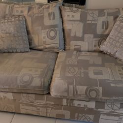 Couch 75 inches