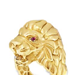 10k Yellow Gold Lion Head Signet Ring 