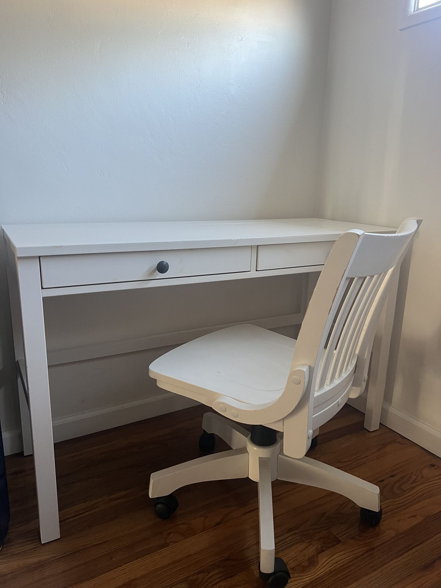 Desk with 2 drawers + Chair Hemnes IKEA 