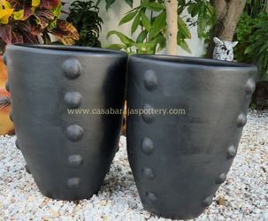 Large Clay Pots ,4470-5 Linconl Ave Cypress Ca.90630 