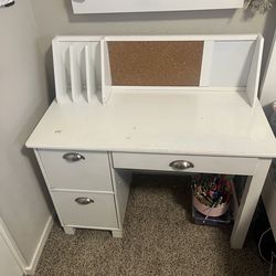 Kidskraft desk