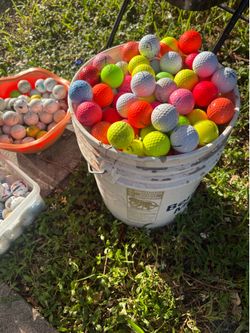 350 GOLF BALLS