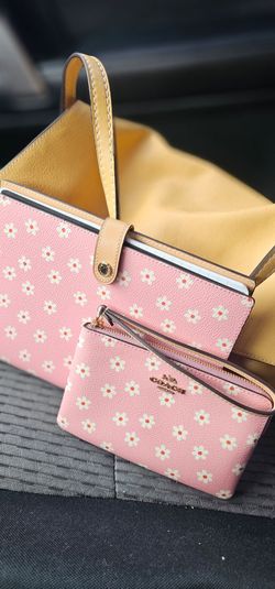 Coach flower Print Notebook and wristlet