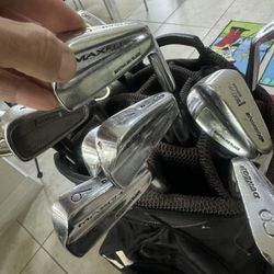 Maxfli Dunlop 7 Pc Iron Set In Right Hand 