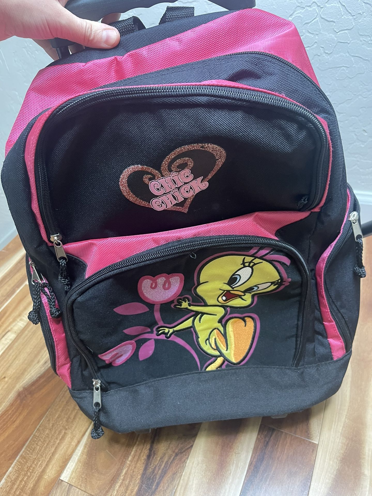 Looney Tunes Chic Chick Suitcase Carry Case Backpack Bag Travel Cabin Luggage