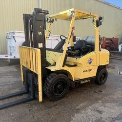 Hyster 8000Lb Pneumatic Forklift 