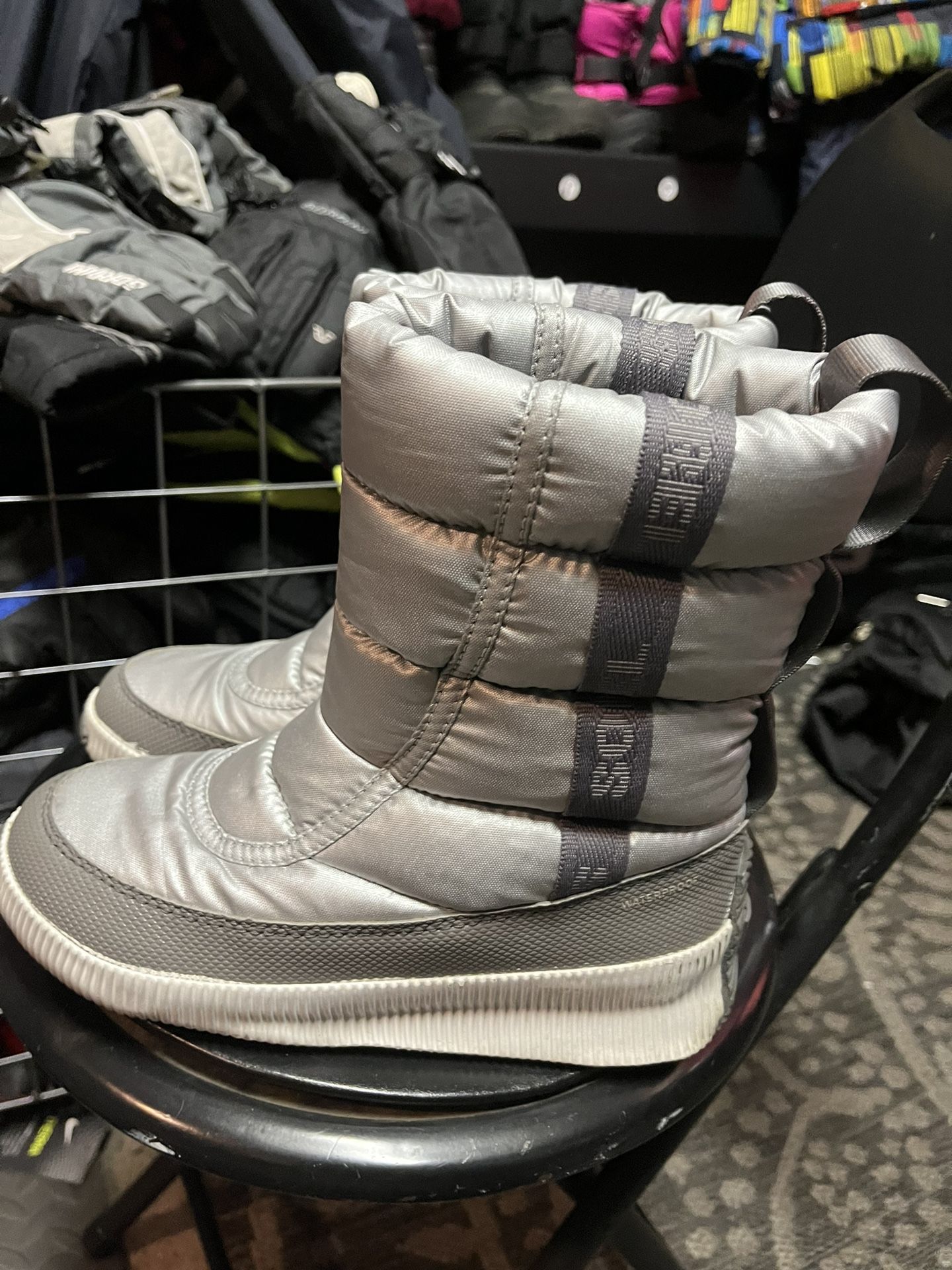 Lady’s SOREL , All Weather Waterproof Boots