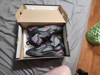 Jordan True Flight GG Pink And Black 6Y