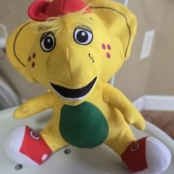 BJ yellow Small Plush $9,used But Great Condition Will Ship
