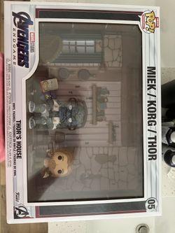 Funko Pop! Deluxe Moment Thor's House Marvel Avengers Endgame