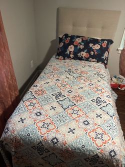 Tempur-Pedic Adjustable Bed