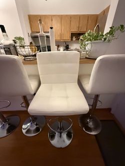 Table chairs high up