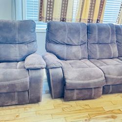 Ultimate Comfort Meets Style: Electric Reclining Sofa with Manual Recliner + Rocker
