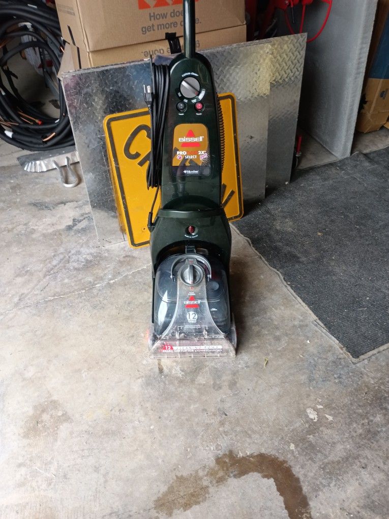 Bissell ProHeat 2X Select Pet Shampooer