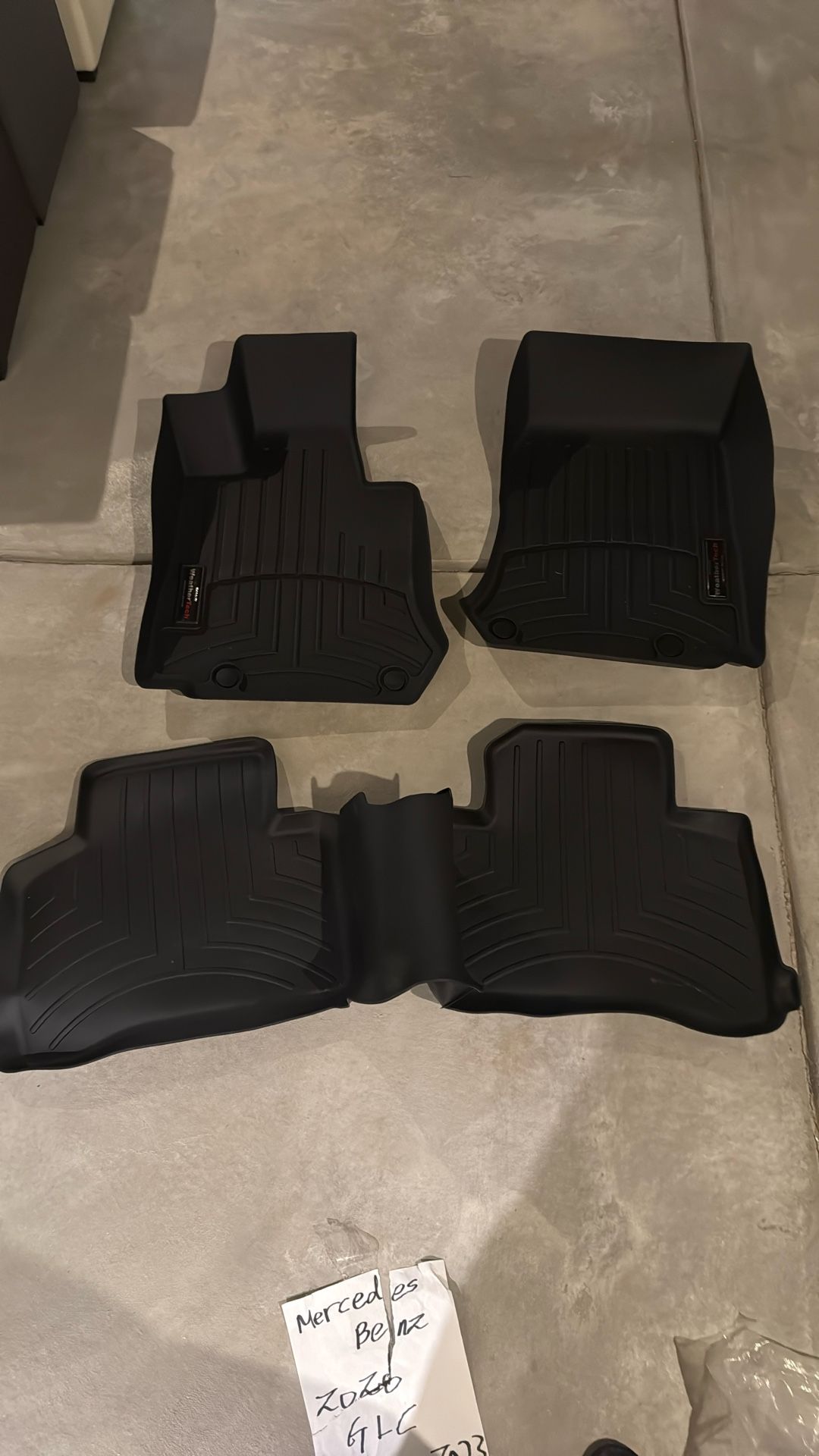 Weather Tech Mercedes Benz 2020 GLC