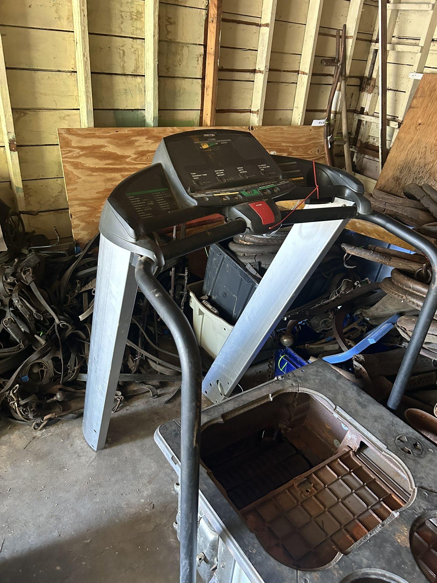 Precor Ground Effects Treadmill