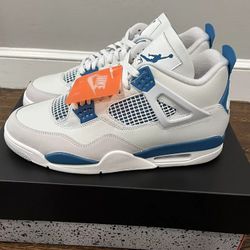 Air Jordan 4 Military Blue