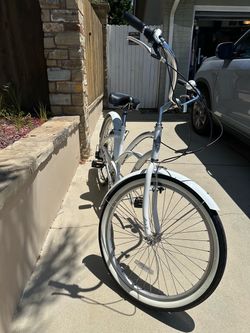 26 inch step through Electra 7 speed cruiser