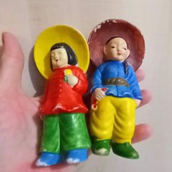 2 Figurines 