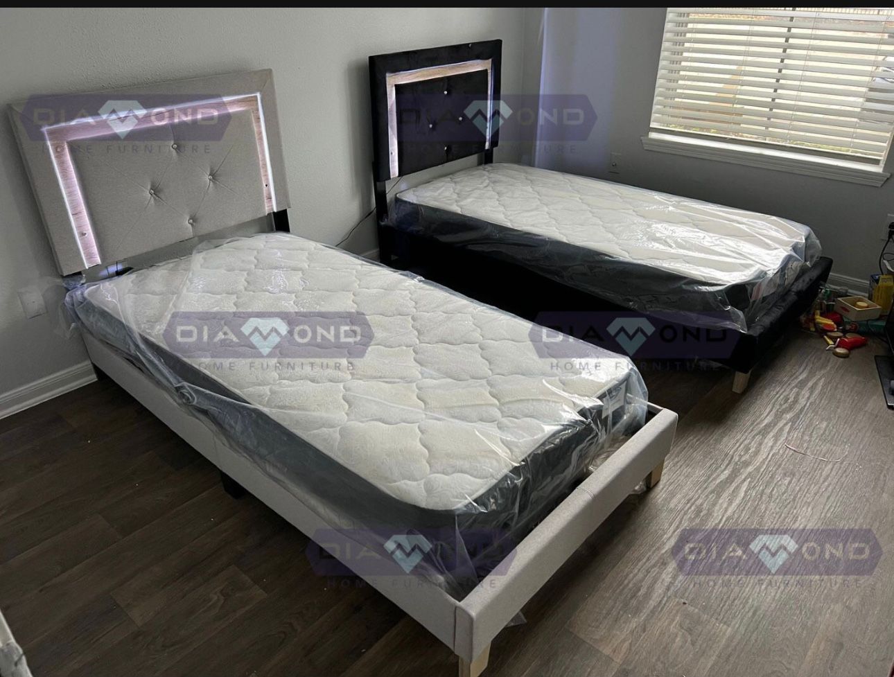 NEW TWIN FULL QUEEN AND KING LED PLATFORM BED WITH MATTRESS AND 